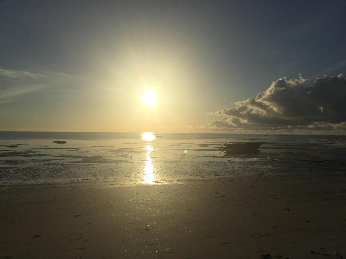 Bahari Beach Bungalows Jambiani  Buitenkant foto