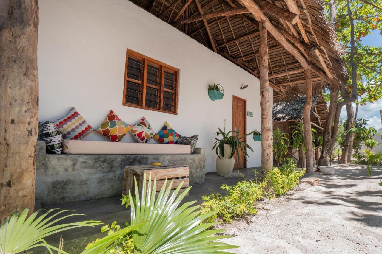 Bahari Beach Bungalows Jambiani  Buitenkant foto