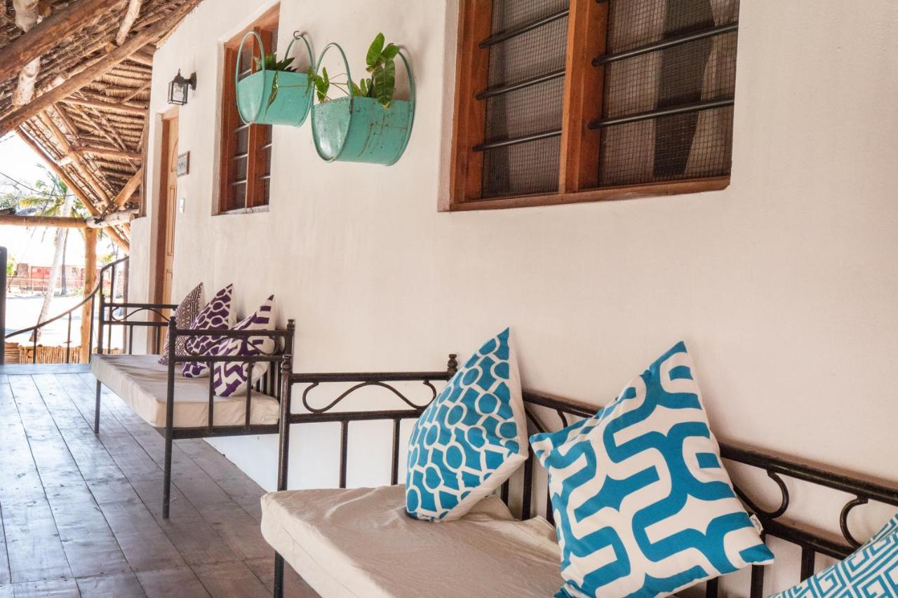 Bahari Beach Bungalows Jambiani  Buitenkant foto