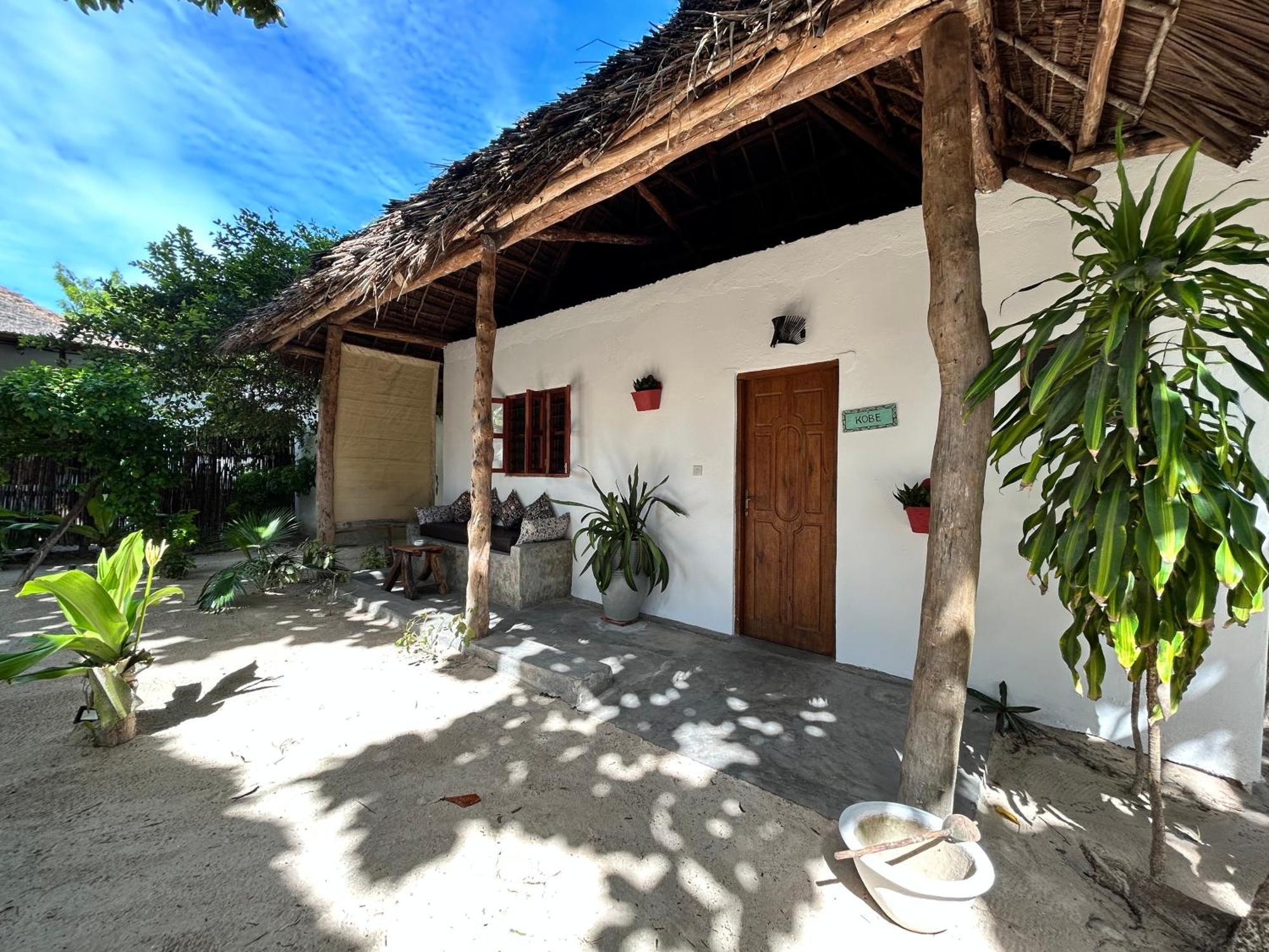 Bahari Beach Bungalows Jambiani  Buitenkant foto