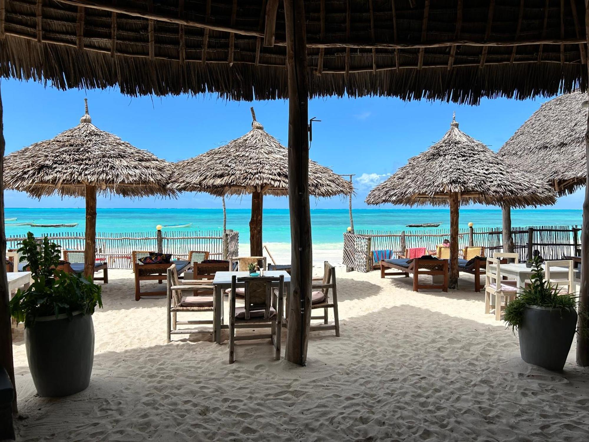 Bahari Beach Bungalows Jambiani  Buitenkant foto